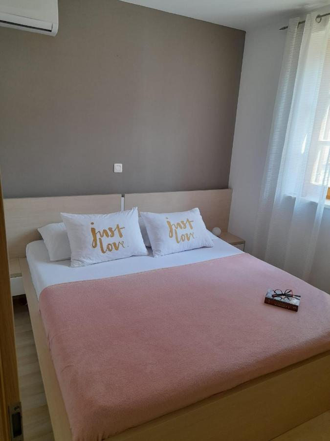 Ferienwohnung Four Seasons Zadar Exterior foto